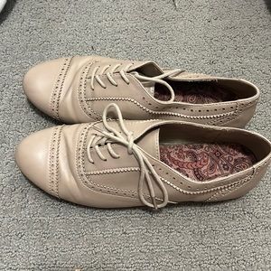 Aldo blush colored brogues